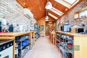 Photo 22- click for photo gallery